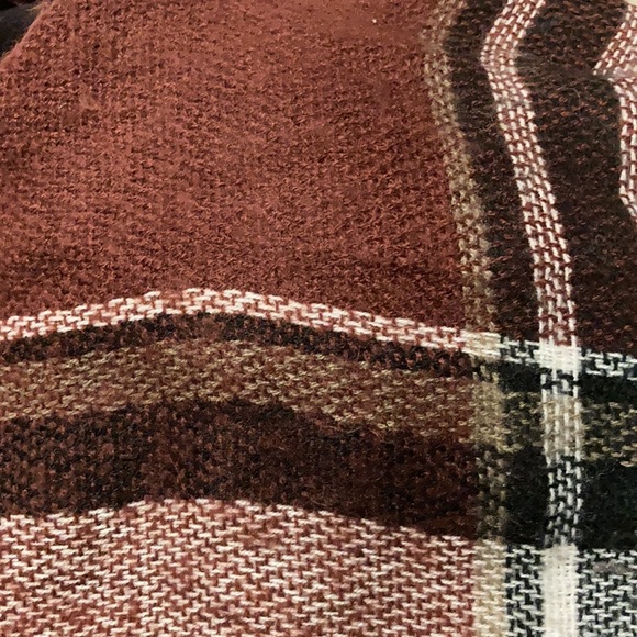 Maroon Plaid Fringe Blanket Scarf - Picture 5 of 5